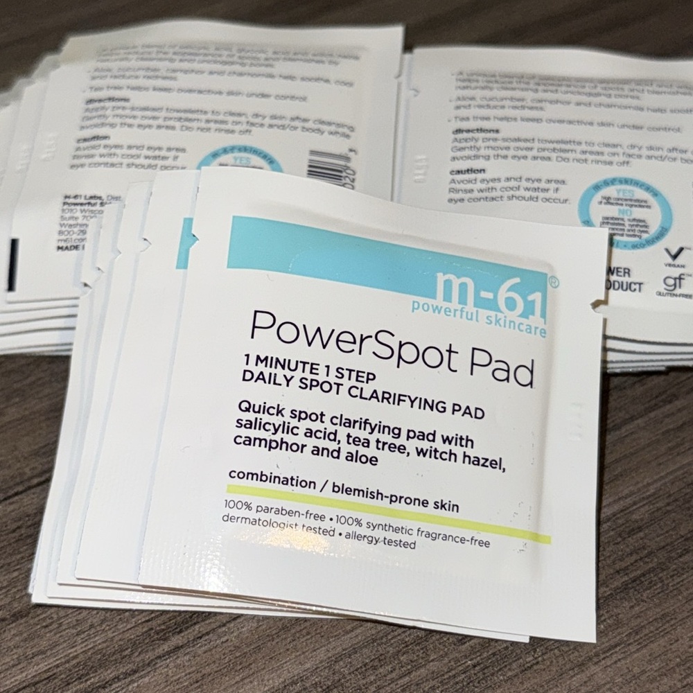 M-61 Powerful Skincare PowerSpot Pad Daily Spot Clarifying Pad Set of 20 | NEW